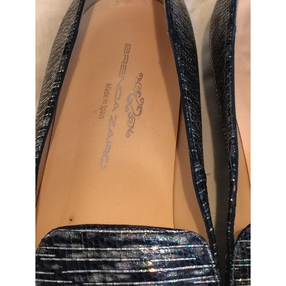 Brenda Zaro Spain Leather Pointed Toe Loafer Flats Shimmer Metallic Blue 6.5 - Picture 3 of 10